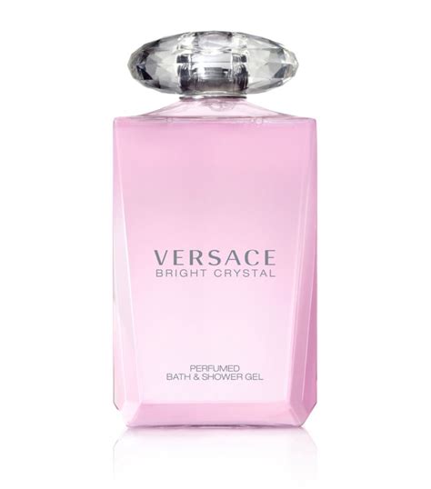 confezionee piu shower gel piu pochette versace|versace crystal bath shower gel.